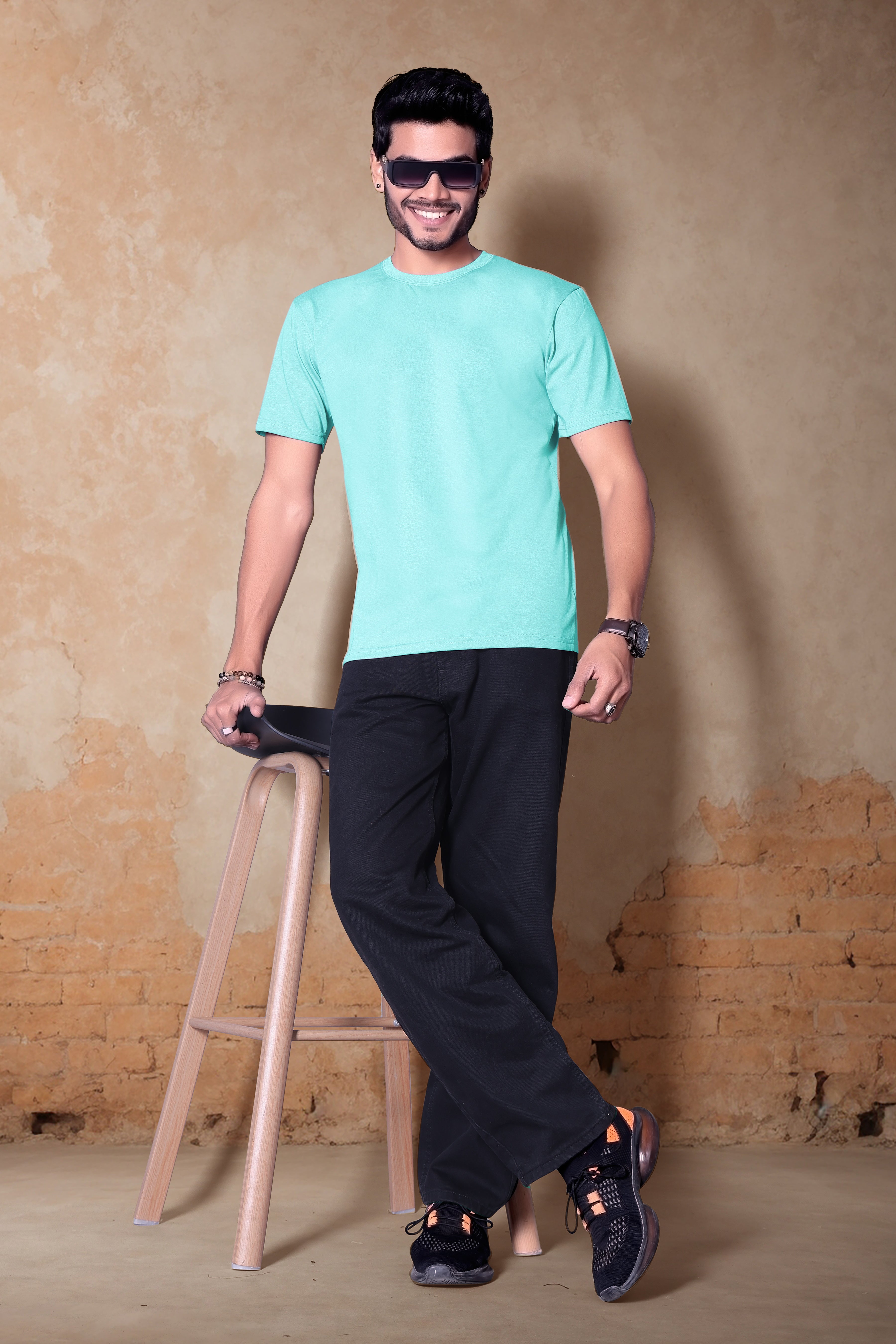 Premium plain round neck T-Shirt for Men