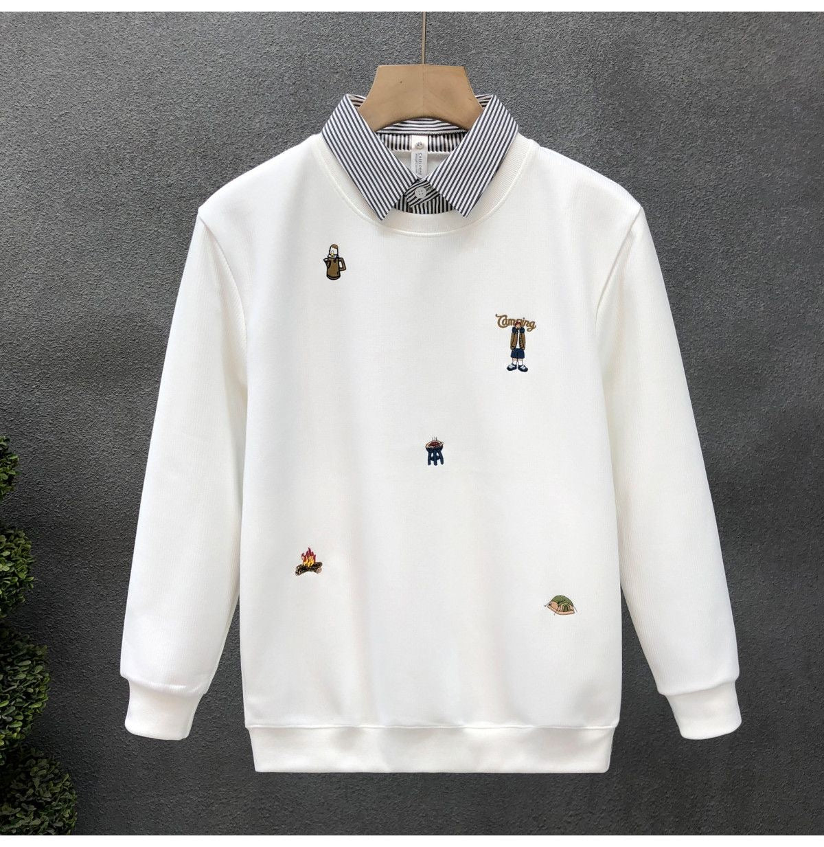 CampVibe Embroidered Sweatshirt – Street Casual Edition