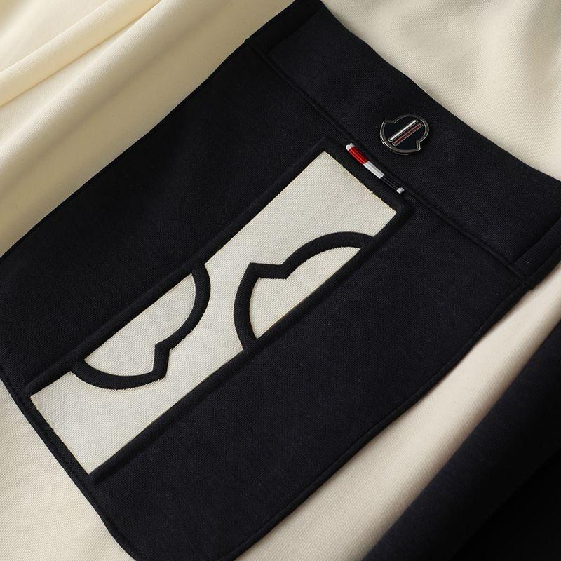 Effortless Style & Comfort Drawstring Pants with Stunning Embroidered Horse Accent