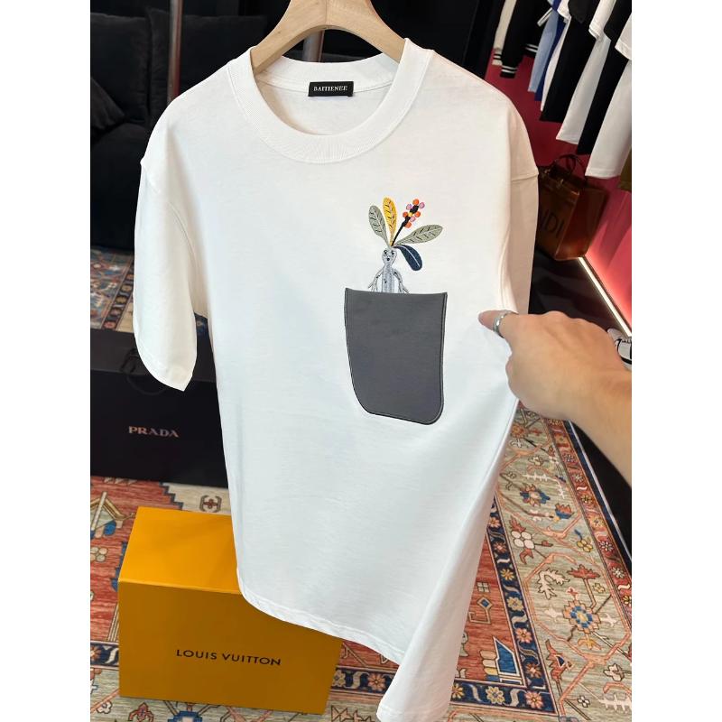 Trendy Embroidered Men’s Oversized T-Shirt– Round Neck, Pocket Design