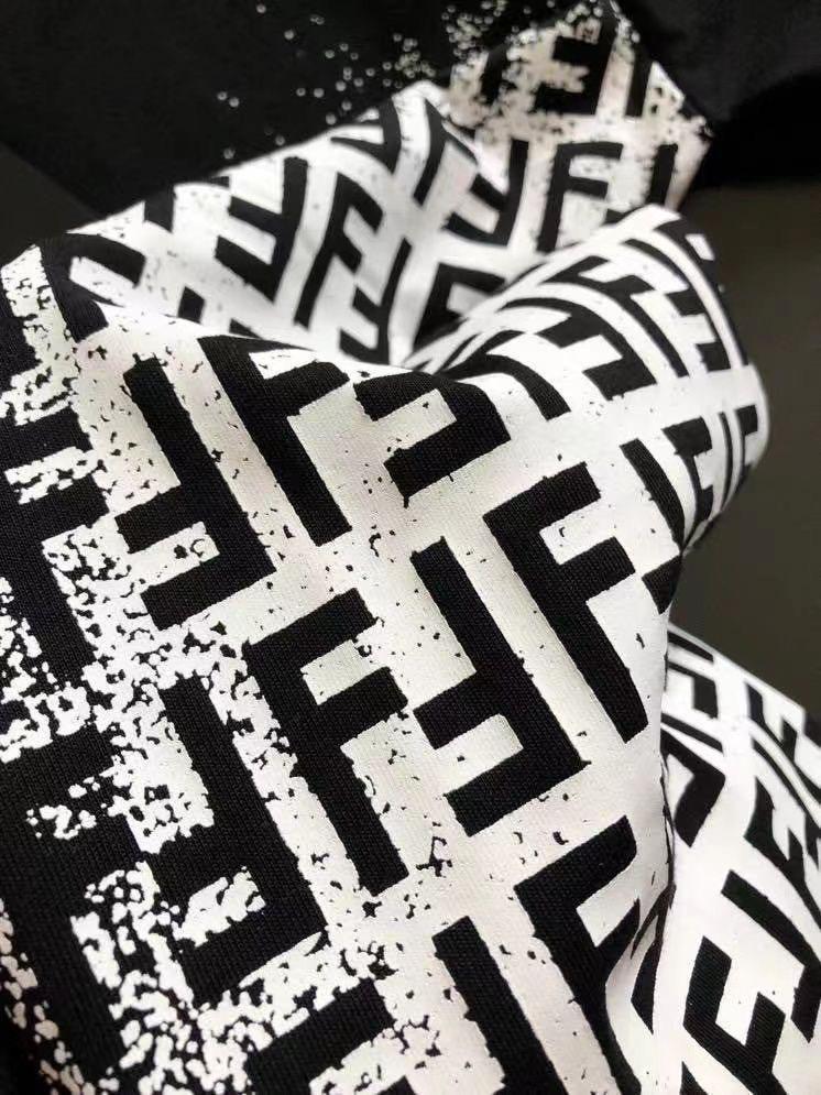 Fendi DTF Print Tee – Oversized Fit for Men