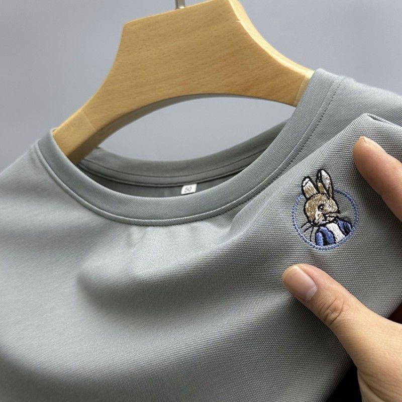 Round Rabbit Tee – Playful Minimal Design for Men