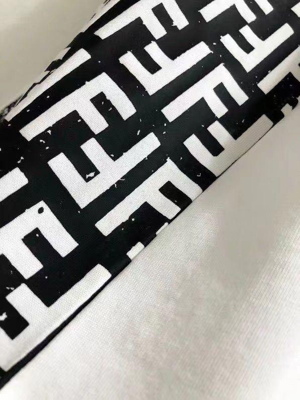 Fendi DTF Print Tee – Oversized Fit for Men